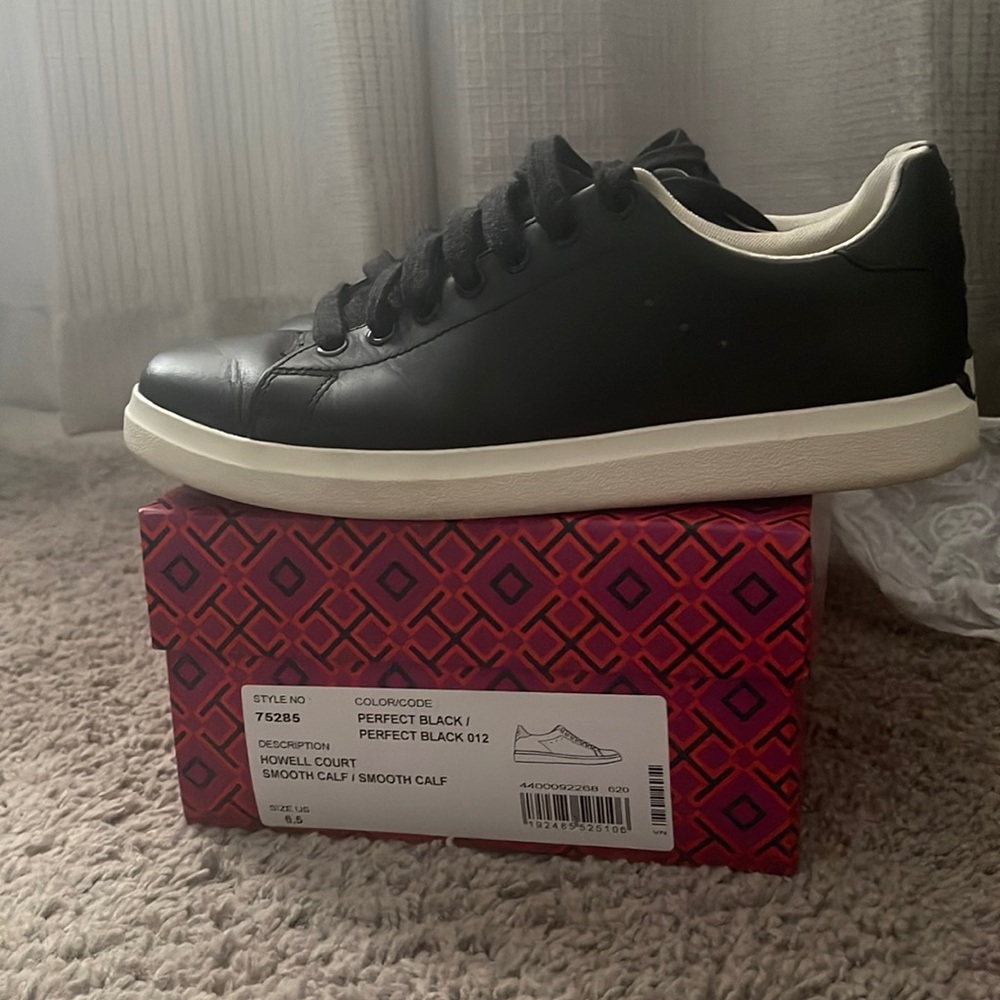Tory Burch Sneakers
